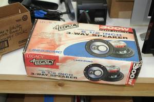 lot 527 image: Legacy 300W 6-12 3-way Speaker (in original box)