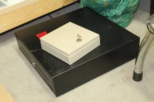 lot 539 image: Lot of (2) Cash Boxes  - Keys