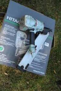 lot 268 image: Hitachi NR 90AD Pneumatic Paper Collated  3-12 Framing Nailer (new in box)