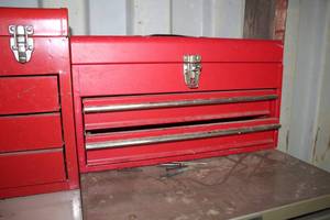 lot 275 image: Metal Tool Chest 2-drawer