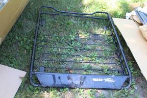 lot 300 image: Reese Carry Power Roof Rack