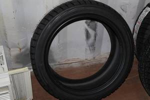 lot 302 image: Bridgestone Blizzak WS80 P24540R18XL 97H Tire (New)