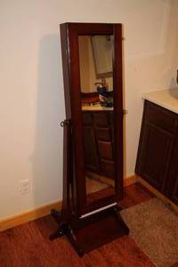 lot 320 image: Atra Standing Mirror and Storage