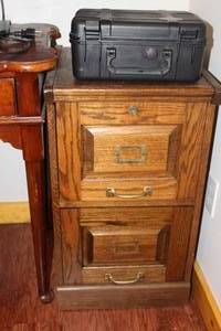 lot 328 image: Wood File Cabinet 2-drawer