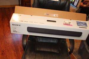 lot 330 image: Sony Sound Bar (in box)
