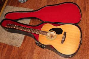 lot 331 image: Alvarez 6-String Guitar  with Case