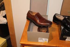 lot 343 image: Joseph Abboud Mens Dress Shoes Brown 10D (in original box)