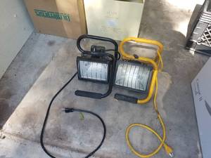 lot 437 image: Lot of (2) Shop Work Lights