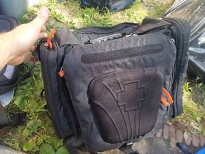 lot 449 image: Sky Optic Inc  021CCA Soft Side Camera Bag
