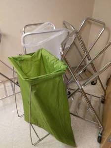 lot 39 image: Lot of 5 Laundry Hampers