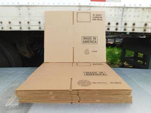 lot 76 image: Lot of 10 Made In America Corrugated Shipping Boxes