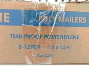 lot 168 image: Case of 500 Uline Tear-Proof Polyethylene Self Seal Mailers