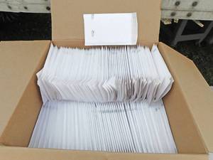 lot 207 image: Case of Uline #00 Self Seal Bubble Mailers - Open Case