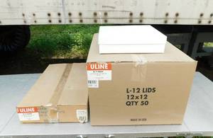 lot 208 image: Lot of 50 Uline Deluxe White Gift Boxes