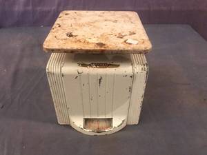 Vintage Scale