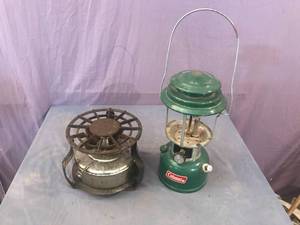 Vintage Cookstove & Coleman Lantern