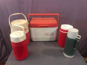 Coolers & Thermos