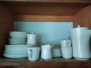 Style House Cassandra Stoneware Dish set