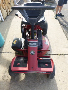 Snapper SR825 Riding Lawn Mower
