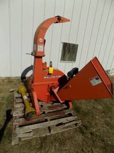 lot 4 image: Wallenstein 3 point Wood chipper