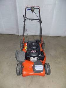 lot 10 image: 21 Husqvarna Self Propelled Mower