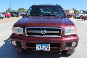 lot 5 image: 2003 Nissan Pathfinder LE  SE