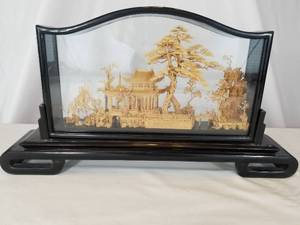 lot 28 image: Vintage Chinese Wood Micro Carving