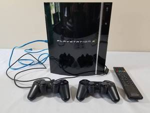 lot 82 image: Playstation 3