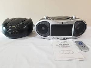 lot 119 image: 2 Radios
