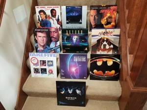 lot 138 image: Laser Disc Movies