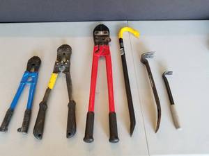 lot 164 image: Crimper and Cutters