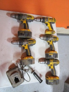 lot 48 image: DeWalt 18v Drills & Charger