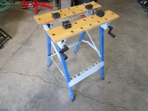 lot 70 image: Versa Bench
