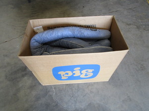 lot 93 image: Oil Absorbent Socks