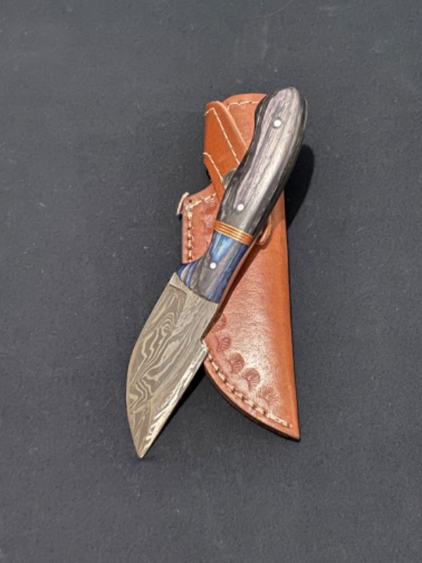 Attention hunters, sportsman, collectors! Huge Fargo/Moorhead Damascus ...