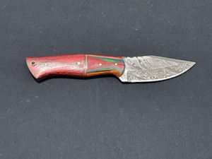 Custom Damascus Steel Blade Knife