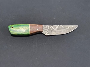 Custom Damascus Steel Blade Knife