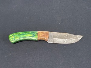 Custom Damascus Steel Blade Knife