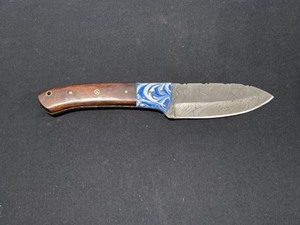 Custom Damascus Steel Blade Knife