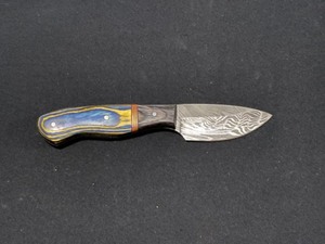 Custom Damascus Steel Blade Knife