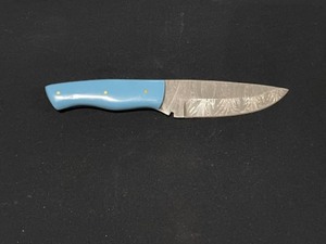Custom Damascus Steel Blade Knife
