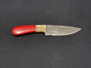 Custom Damascus Steel Blade Knife