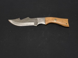 Custom Damascus Steel Blade Knife