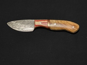 Custom Damascus Steel Blade Skinner Knife