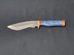 Custom Damascus Steel Blade Hunting Knife