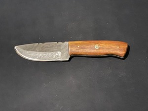 Custom Damascus Steel Blade Knife