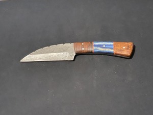 Custom Damascus Steel Blade Knife