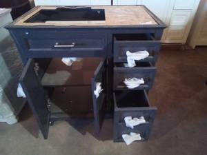 36in med gray vanity