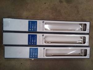 3 Towel bars