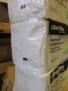 lot 11 image: Paper Napkins